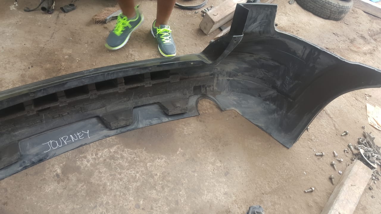 PARACHOQUES POSTERIOR DODGE JOURNEY 2009 AL 2018